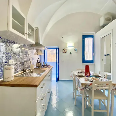 Holidaycasa Teresa - Monolocale Nel Cuore Del Cent Sperlonga